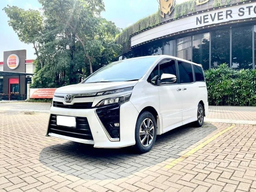 Jual Mobil Toyota Voxy 2019 2.0 di Jawa Barat Automatic Wagon Putih Rp 318.500.000