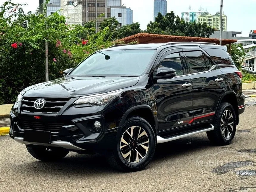 Jual Mobil Toyota Fortuner 2019 TRD 2.4 di DKI Jakarta Automatic SUV Hitam Rp 399.000.000