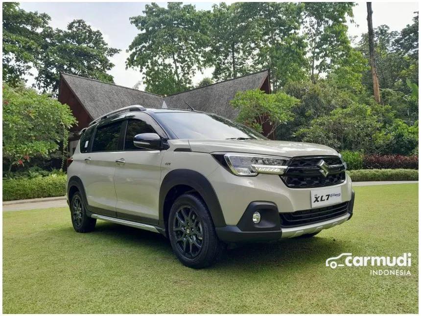 2024 Suzuki XL7 ALPHA Hybrid Wagon