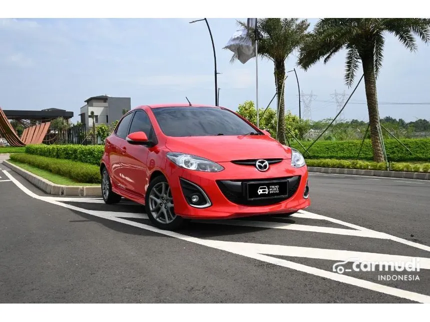 2013 Mazda 2 R Hatchback