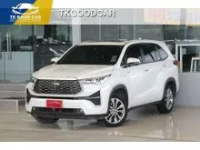 2024 Toyota INNOVA 2.0 (ปี 23-29) Zenix HEV Premium Wagon