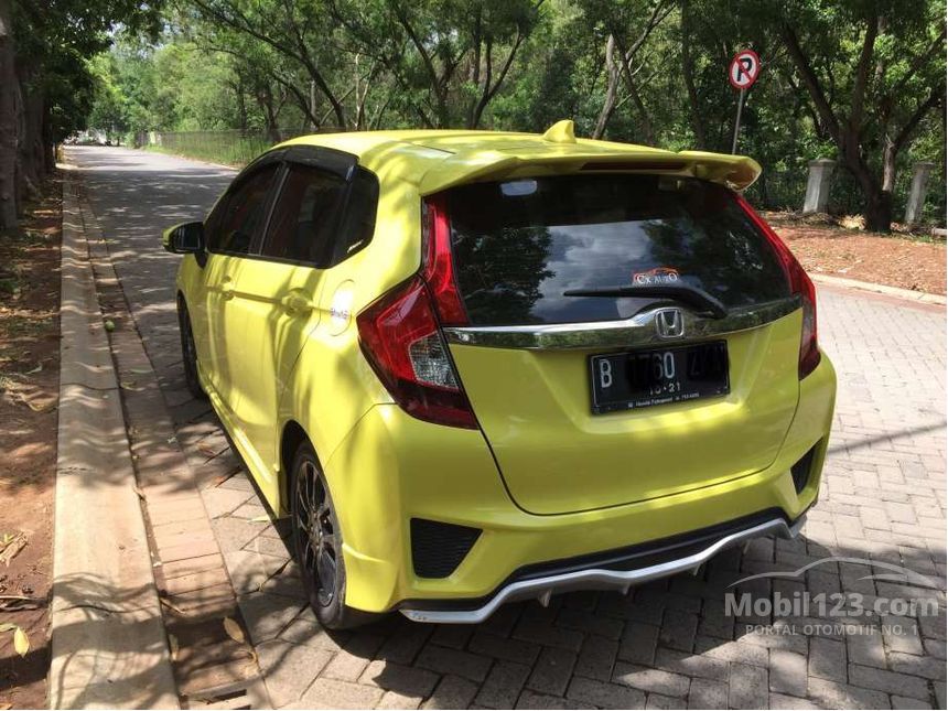 2015 Honda Jazz RS Limited Edition Hatchback