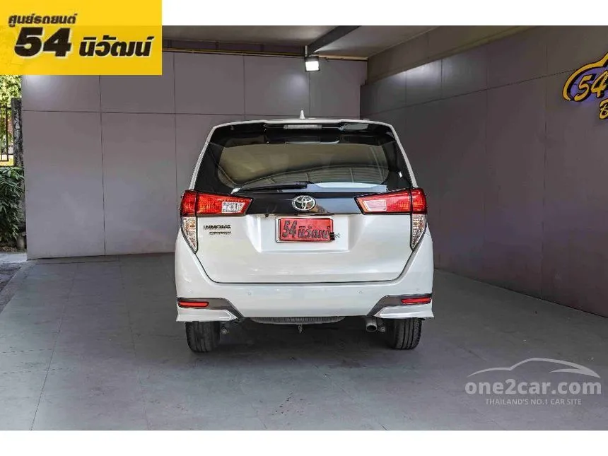 2021 Toyota Innova Crysta Wagon