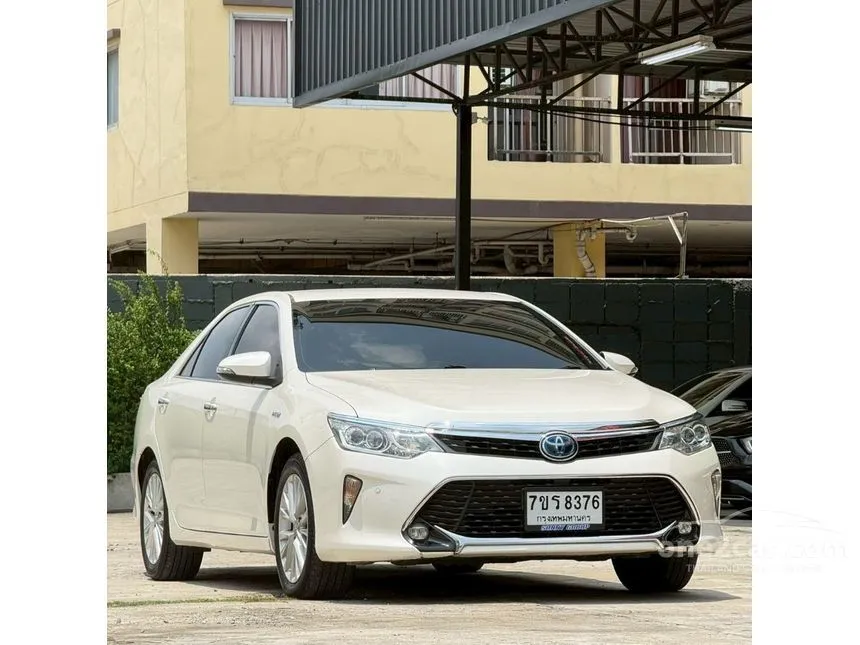 2017 Toyota CAMRY Hybrid Sedan