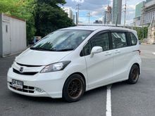 2011 Honda Freed 1.5 (ปี 08-16) E Sport Wagon AT
