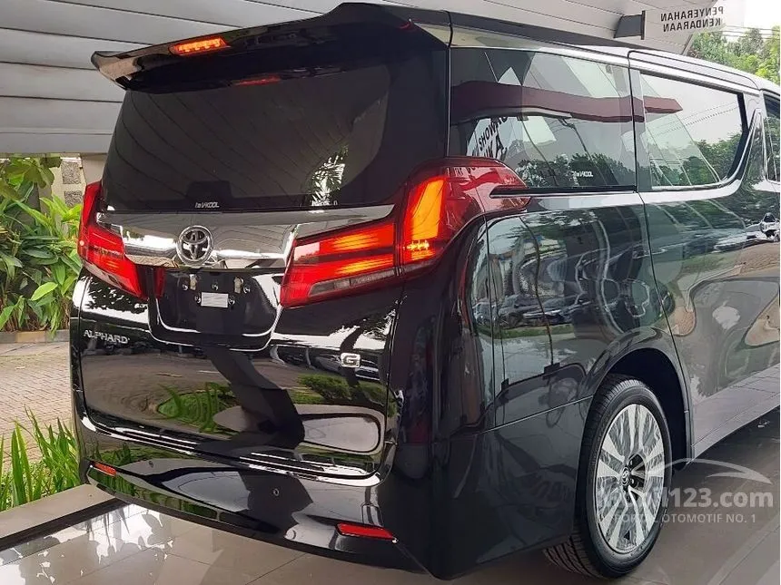 2022 Toyota Alphard G Van Wagon