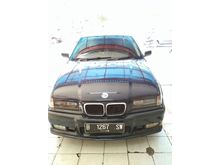 1993 BMW 320i 2.0 E36 2.0 Manual Sedan