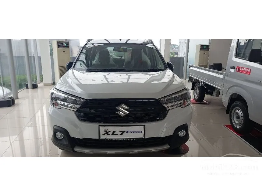 Jual Mobil Suzuki XL7 2024 Alpha Hybrid 1.5 di Jawa Barat Automatic SUV Putih Rp 222.118.800