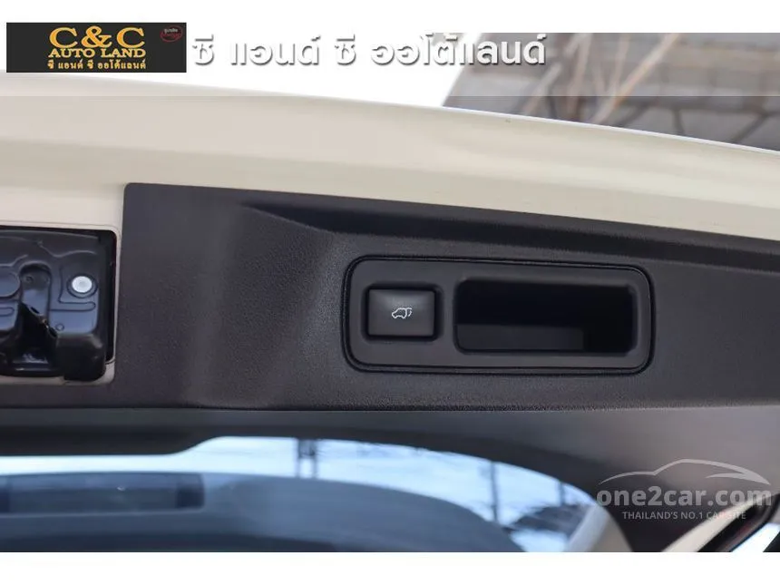 2016 Toyota FORTUNER V SUV