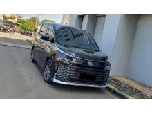 2023 Toyota Voxy 2.0 (Non Premium Color) MPV CVT TSS Camera360 AT 2023 2024 [ GARANSI 5TH ]