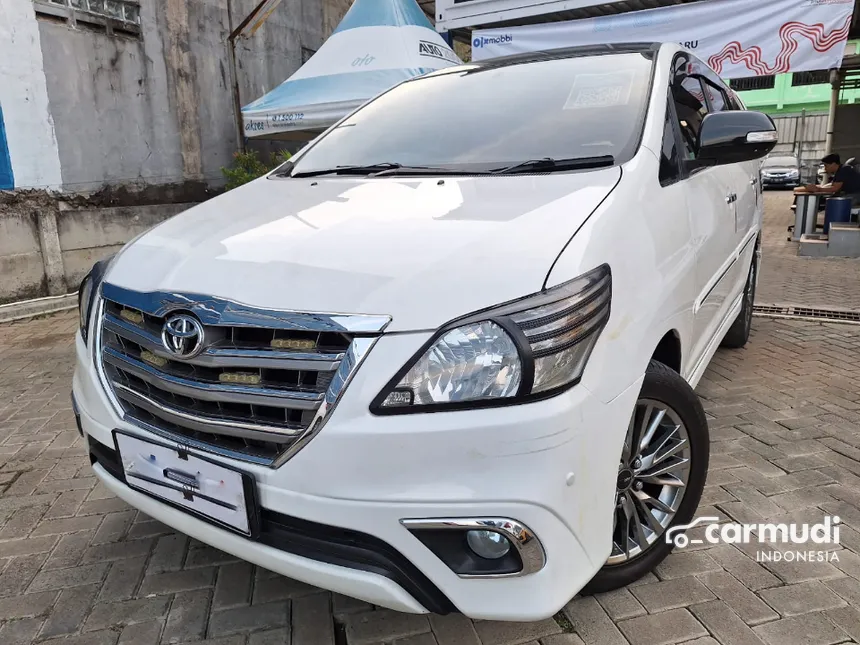 Jual Mobil Toyota Kijang Innova 2014 J 2.0 di Jawa Barat Manual MPV Putih Rp 152.000.000