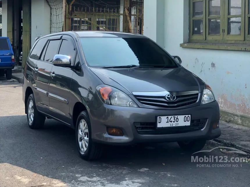 Jual Mobil Toyota Kijang Innova 2011 G 2.5 di Jawa Barat Automatic MPV Abu