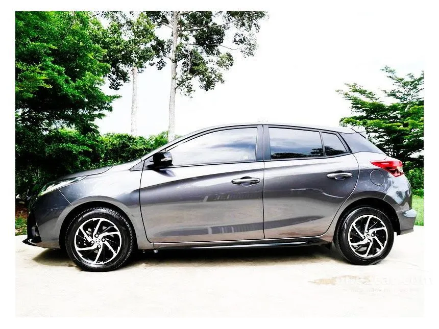 2020 Toyota YARIS Sport Premium Hatchback