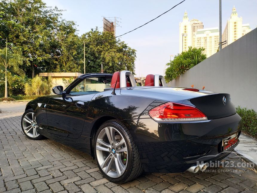  Jual  Mobil  BMW  Z4  2011 sDrive23i 2 5 di DKI Jakarta 