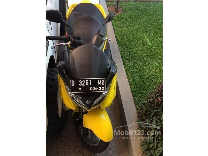 Jual Motor  Suzuki  Burgman  2015 200 Automatic 0 2 di Jawa 