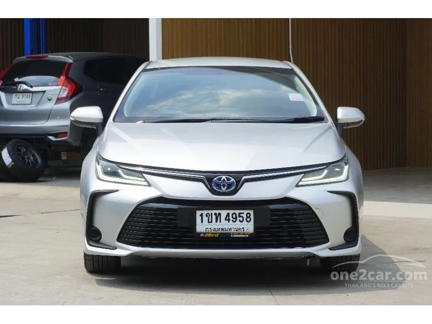 2020 Toyota Corolla Altis Hybrid Mid Sedan