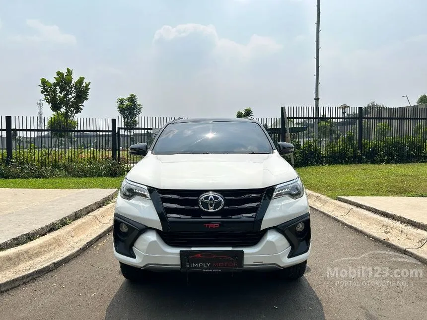 Jual Mobil Toyota Fortuner 2017 VRZ 2.4 di DKI Jakarta Automatic SUV Putih Rp 375.000.000