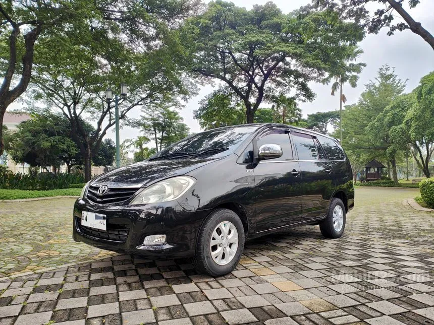 Jual Mobil Toyota Kijang Innova 2009 G 2.0 di Banten Automatic MPV Hitam Rp 105.000.000