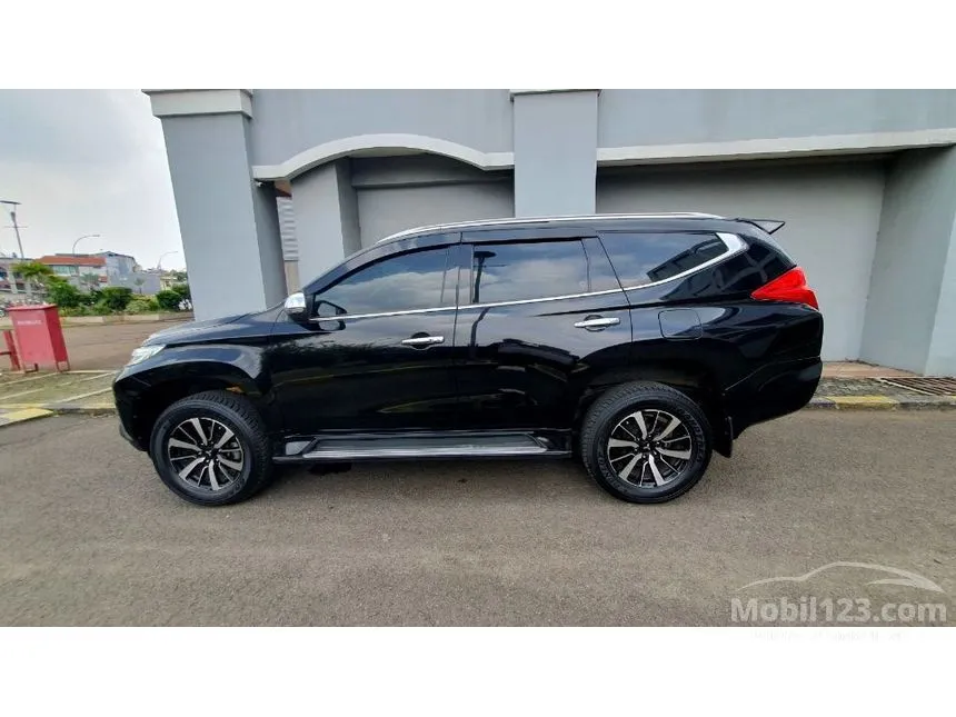 2019 Mitsubishi Pajero Sport Dakar 4X2 SUV