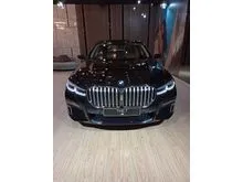 2022 BMW 730Li 2.0 M Sport Sedan, Ready Black Sapphire Promo GIIAS