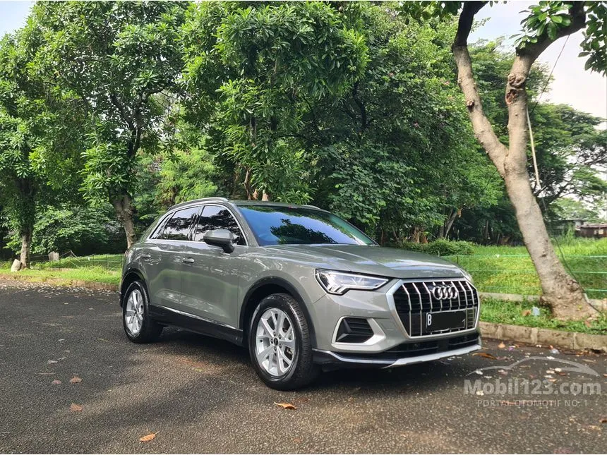 Jual Mobil Audi Q3 2021 TFSI 1.4 di DKI Jakarta Automatic SUV Abu