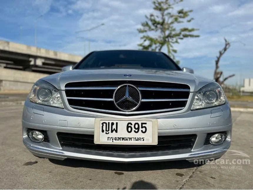 2011 Mercedes-Benz C200 CGI Elegance Sedan