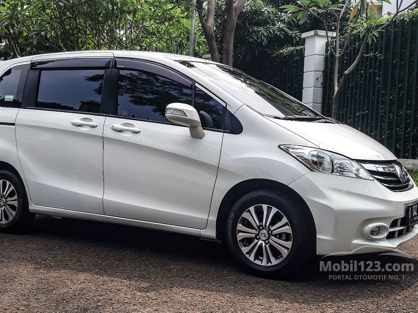 Jual Mobil Honda Freed 2014 E 1.5 di Banten Automatic MPV Putih Rp 188.