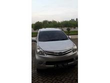 2014 Daihatsu Xenia 989 M DLX MPV