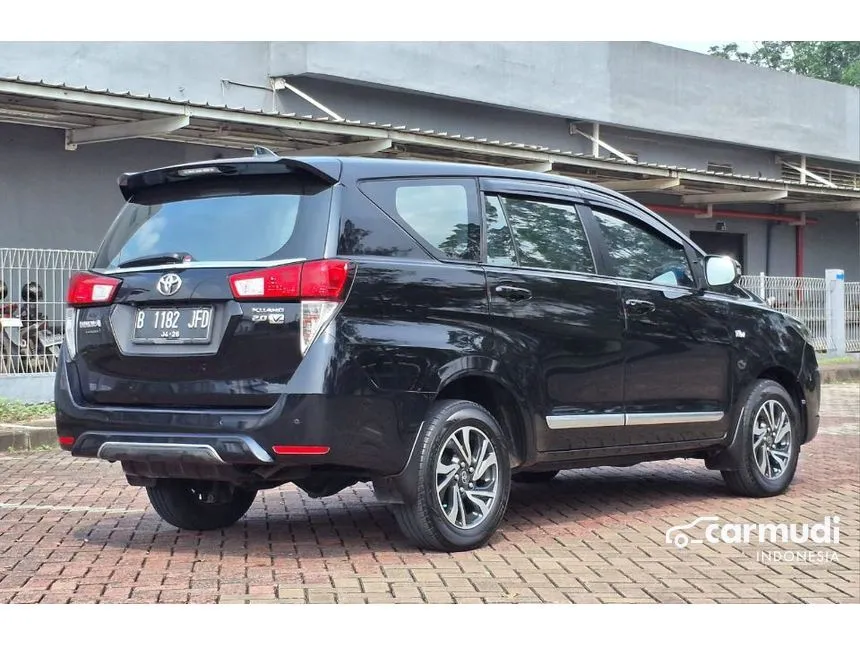 2021 Toyota Kijang Innova V MPV