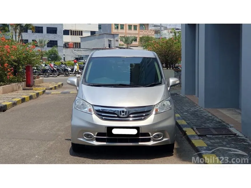 Jual Mobil Honda Freed 2015 S 1.5 di DKI Jakarta Automatic MPV Silver Rp 163.000.000
