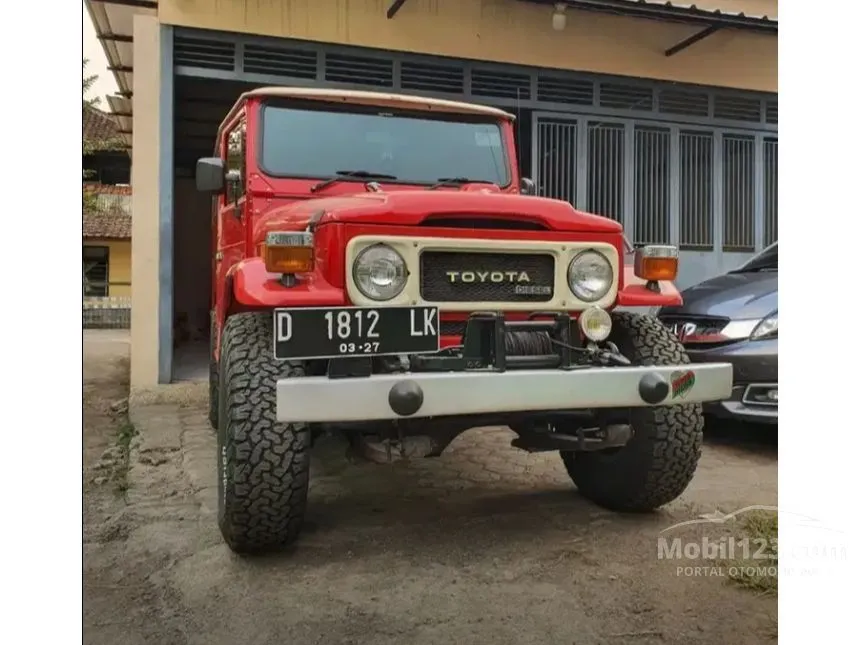Jual Mobil Toyota Land Cruiser 1982 BJ40 3.0 di Jawa Barat Manual Jeep Merah Rp 150.000.000