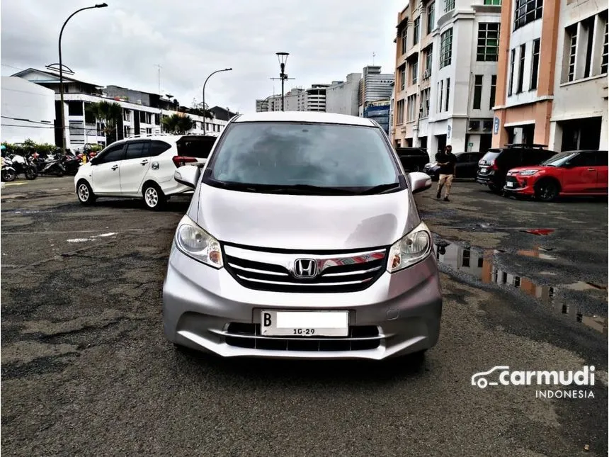 2014 Honda Freed S MPV