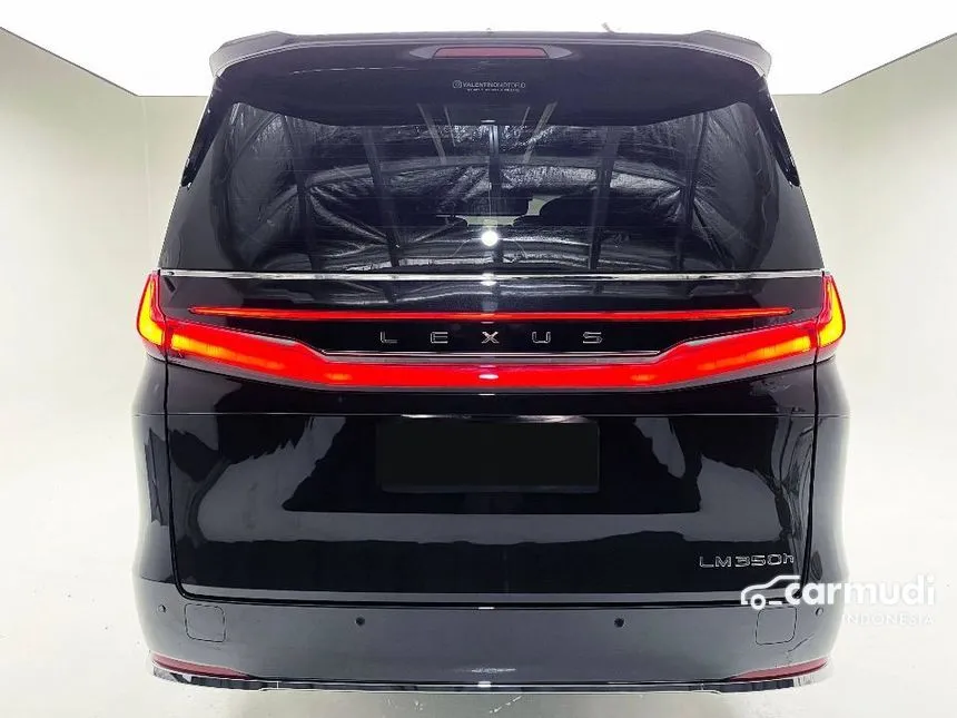 2023 Lexus LM 350h 7 Seater MPV