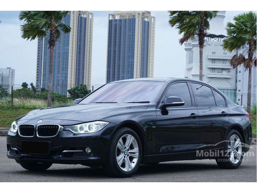Jual Mobil BMW 320i 2013 Sport 2.0 di DKI Jakarta Automatic Sedan Hitam ...