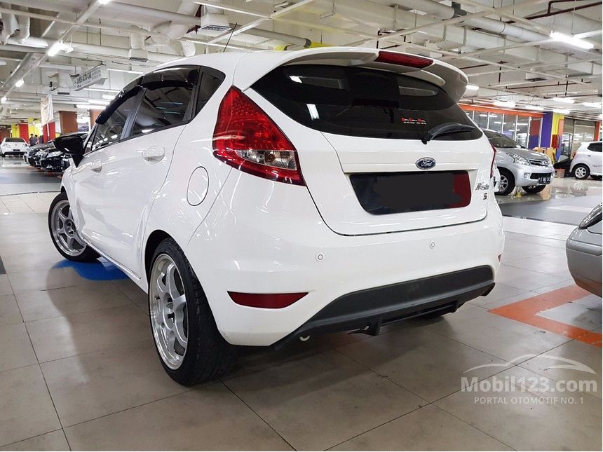 Jual Mobil Ford Fiesta 2013 Sport 1 6 di DKI Jakarta 