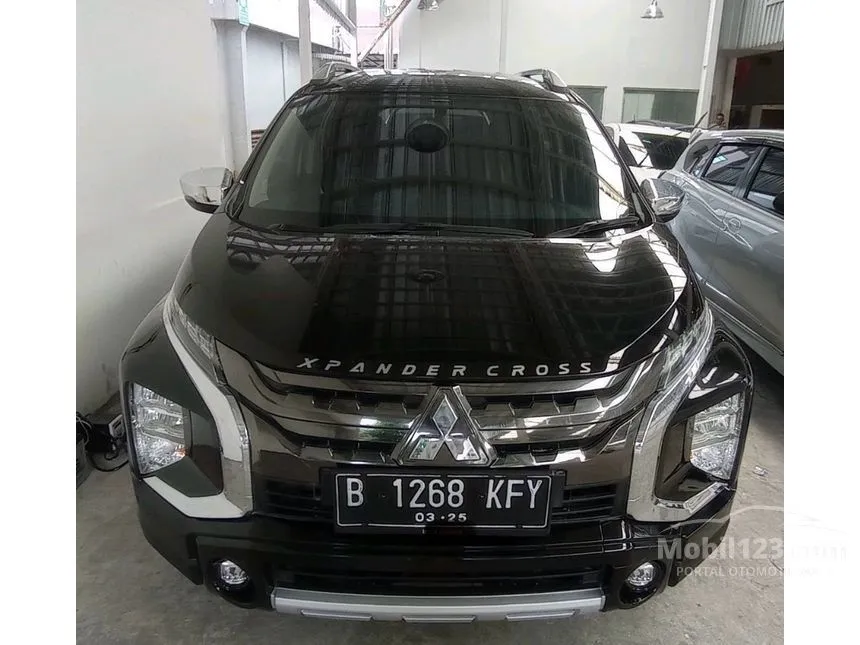 Jual Mobil Mitsubishi Xpander Cross 2020 Premium 1.5 di Jawa Barat Automatic MPV Hitam Rp 230.000.000