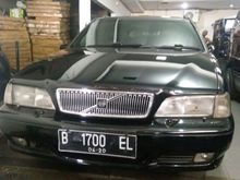 2000 Volvo V70 2.4 Base Spec Sedan