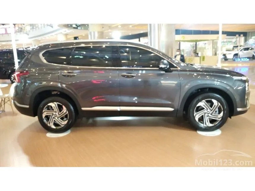 Jual Mobil Hyundai Santa Fe 2024 Signature 2.5 di Jawa Barat Automatic SUV Silver Rp 385.000.000