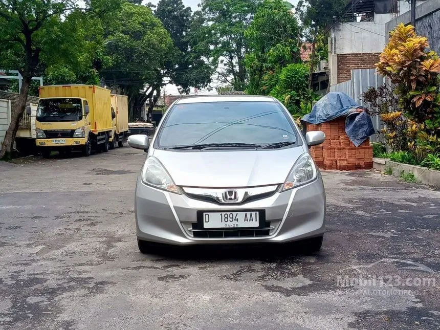 2013 Honda Jazz S Hatchback