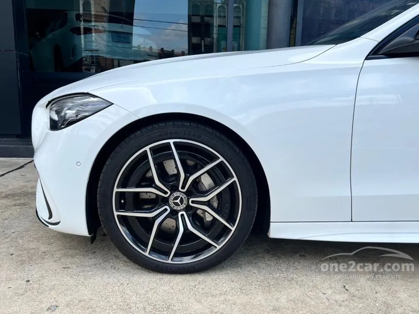 2026 Mercedes-Benz C220 d AMG Line Night Edition Sedan