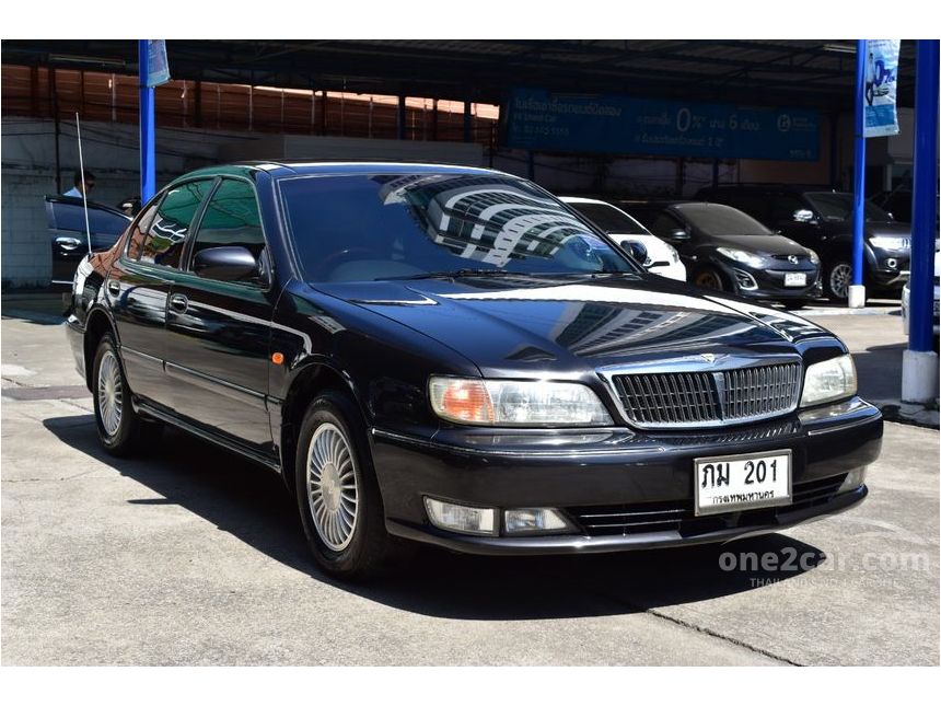 Nissan cefiro 2000