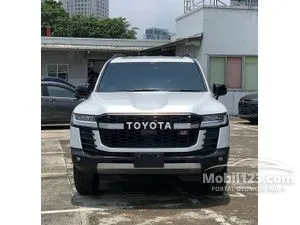 2026 Toyota Land Cruiser 3.3 300 GR-S (Premium Colour) SUV