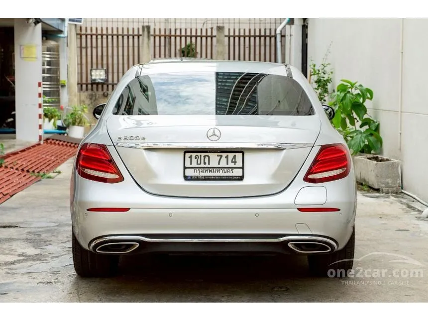 2020 Mercedes-Benz E300 e Avantgarde Sedan