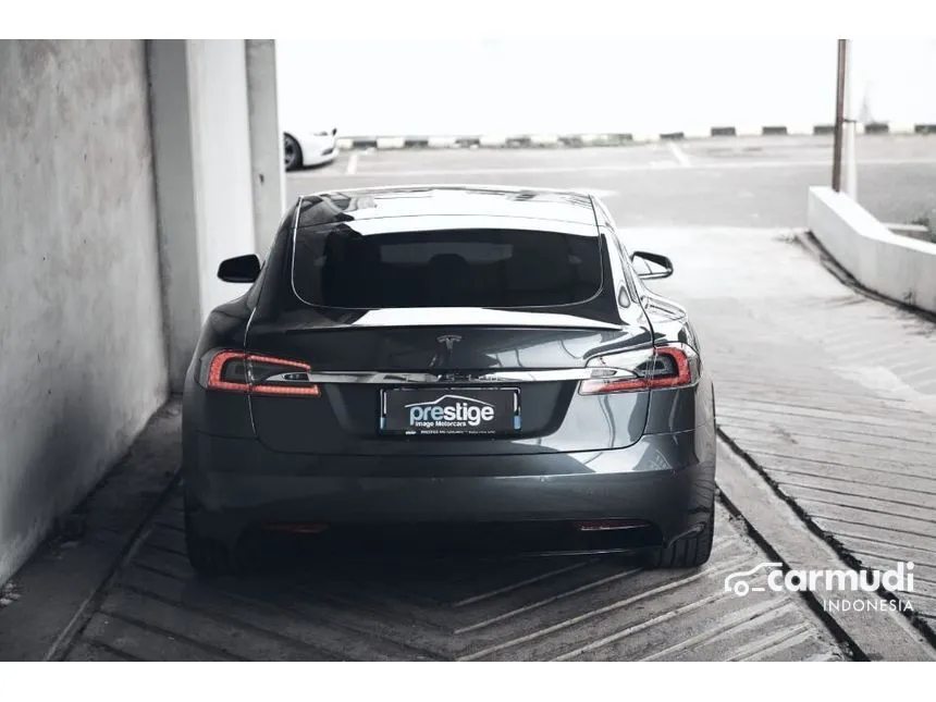 2020 Tesla Model S 100D Sedan