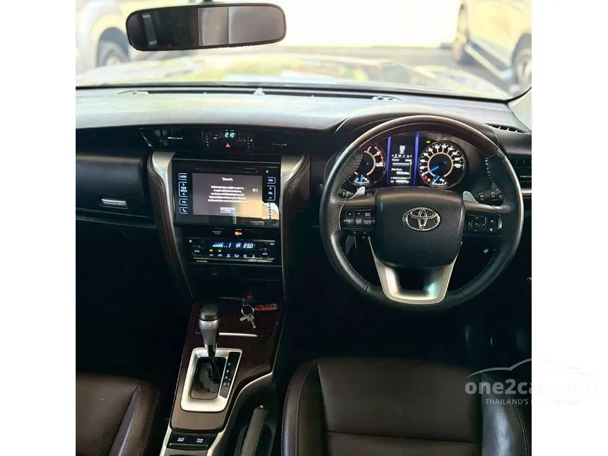 2019 Toyota FORTUNER V SUV