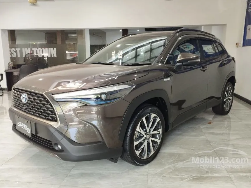 Jual Mobil Toyota Corolla Cross 2023 Hybrid 1.8 di Jawa Timur Automatic Wagon Abu