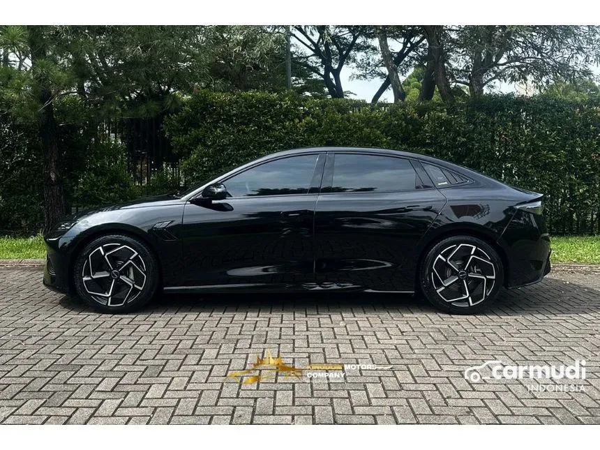 2024 BYD Seal Premium Extended Range Sedan