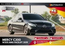 2019 Mercedes-Benz C300 2.0 AMG Line Sedan Mulus Sekali Siap Pakai Garansi Mesin Transmisi 1 Tahun bisa General Chek dimana Saja