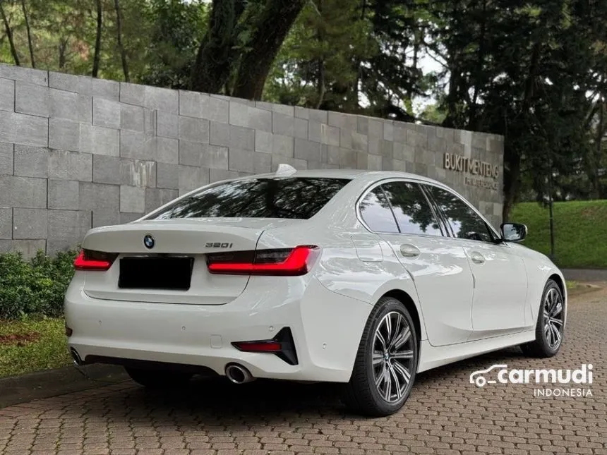 2022 BMW 320i Sport Sedan