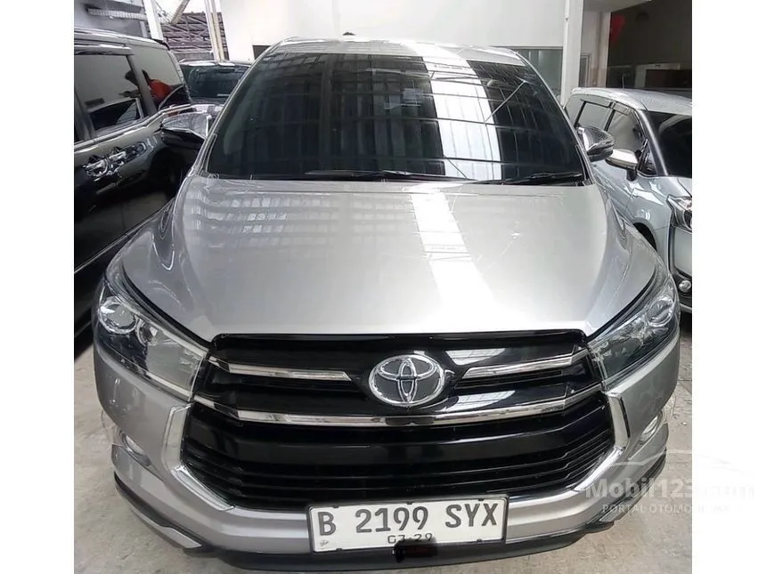 Jual Mobil Toyota Innova Venturer 2019 2.0 di Jawa Barat Automatic Wagon Silver Rp 309.000.000